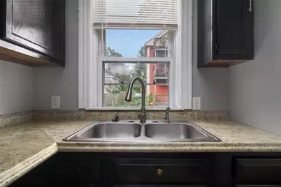 81 Lancaster Street #2, Providence, RI 02906 - Photo 6