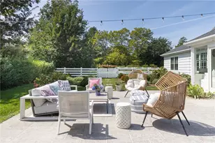 124 Harrison Ave, Newport, RI 02840 - Photo 32
