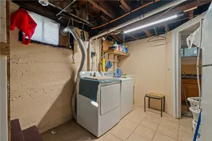68 Bowlet St, Providence, RI 02909 - Photo 28