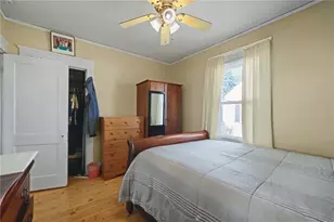68 Bowlet St, Providence, RI 02909 - Photo 18