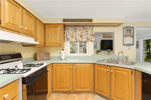 95 Lear Dr, Coventry, RI 02816 - Photo 14