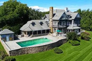 25 Wildfield Farm Rd, Narragansett, RI 02882 - Photo 1