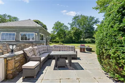 25 Wildfield Farm Road, Narragansett, RI 02882 - Photo 8
