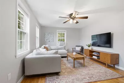9 Mallory Court, Bristol, RI 02809 - Photo 6