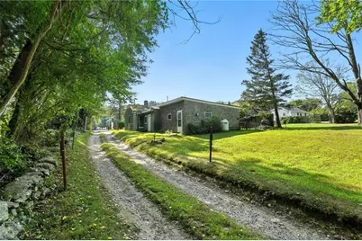 1907 Kingstown Road, South Kingstown, RI 02879 - Photo 22
