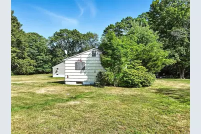 1907 Kingstown Road, South Kingstown, RI 02879 - Photo 18