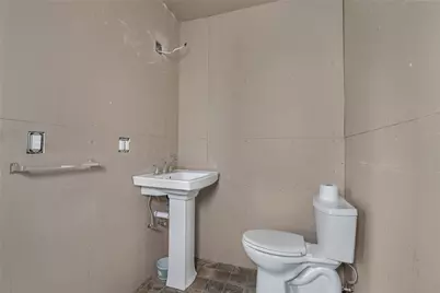 6 Henry Street, Central Falls, RI 02863 - Photo 18