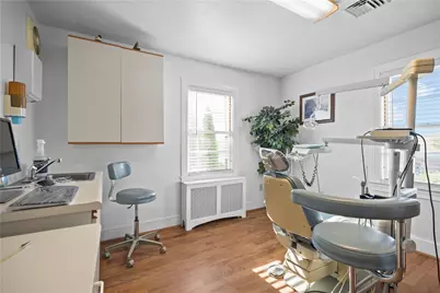 74 Valley Road, Middletown, RI 02842 - Photo 14