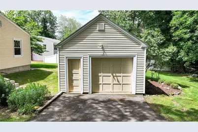 71 Roland Street, Cumberland, RI 02864 - Photo 8