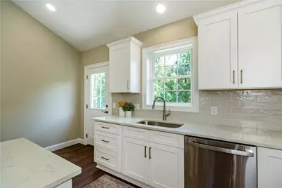 9 Fieldstone Way, Johnston, RI 02919 - Photo 18