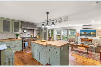 462 Ledge Road, Seekonk, MA 02771 - Photo 16