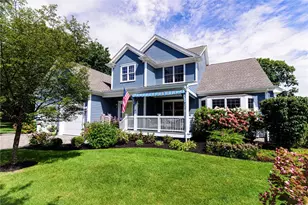 13 Howe St, Bristol, RI 02809 - Photo 1