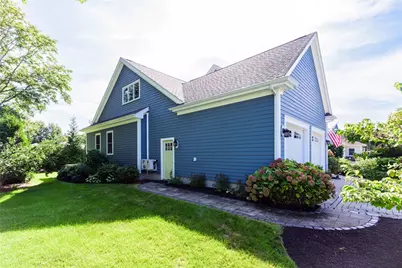 13 Howe Street, Bristol, RI 02809 - Photo 8