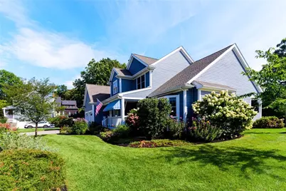 13 Howe Street, Bristol, RI 02809 - Photo 6