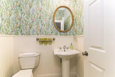 13 Howe Street, Bristol, RI 02809 - Photo 26