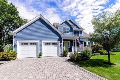 13 Howe Street, Bristol, RI 02809 - Photo 2