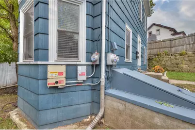 73 Boyden Street, Woonsocket, RI 02895 - Photo 30