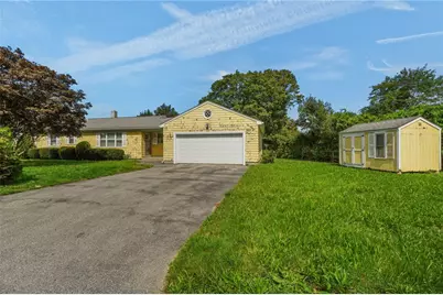 5 Robert Avenue, Portsmouth, RI 02871 - Photo 2