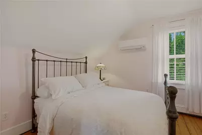 72 Third Street, Newport, RI 02840 - Photo 16