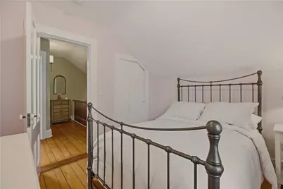 72 Third Street, Newport, RI 02840 - Photo 18