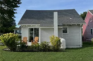 69 Congdon St, Narragansett, RI 02882 - Photo 24