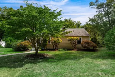 730 Congdon Hill Road, North Kingstown, RI 02874 - Photo 2