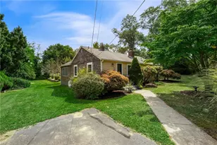 730 Congdon Hill Rd, North Kingstown, RI 02874 - Photo 1