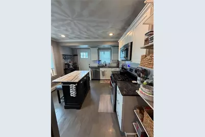 35 Bellman Avenue, Warwick, RI 02886 - Photo 18