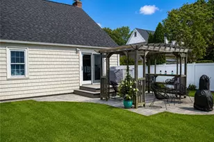 61 Ann Mary Brown Dr, Warwick, RI 02888 - Photo 18