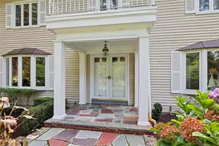 88 Varnum Dr, Warwick, RI 02818 - Photo 4
