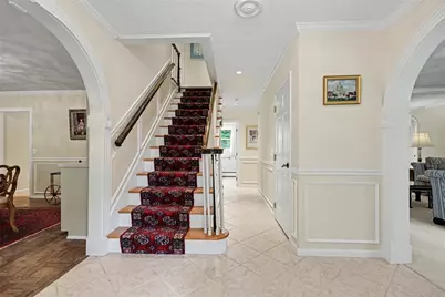 88 Varnum Drive, Warwick, RI 02818 - Photo 6