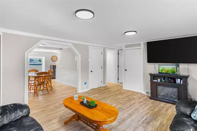 147 Danielson Pike, Foster, RI 02825 - Photo 8