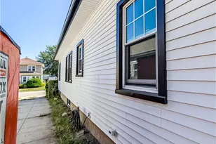 102 Burnside St, Cranston, RI 02910 - Photo 22