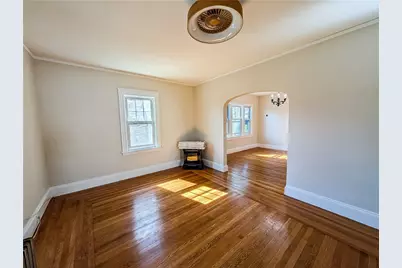 102 Burnside Street, Cranston, RI 02910 - Photo 10
