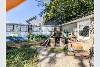 102 Burnside Street, Cranston, RI 02910 - Photo 24