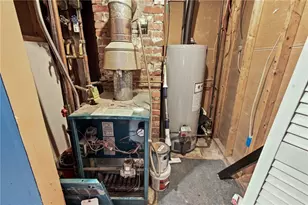 19 Carr St, Providence, RI 02905 - Photo 28