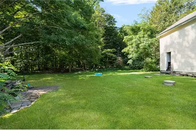 172 Danielson Pike, Scituate, RI 02857 - Photo 6