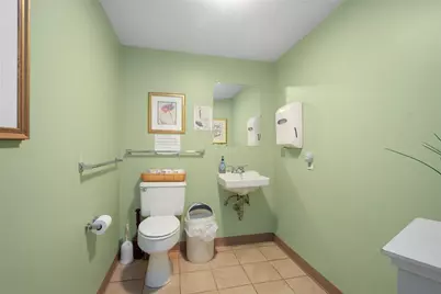 990 Main Street #4, East Greenwich, RI 02818 - Photo 8