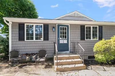 990 Main Street #4, East Greenwich, RI 02818 - Photo 4