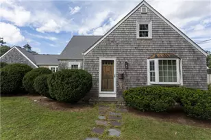 499 Squantum Dr, Warwick, RI 02888 - Photo 1