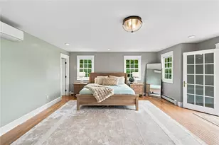 2269 E Main Rd, Portsmouth, RI 02871 - Photo 32