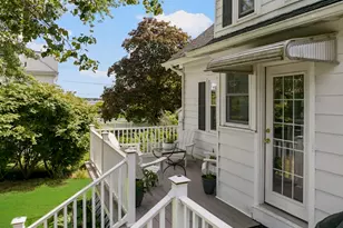 13 Manchester St, Warwick, RI 02888 - Photo 34