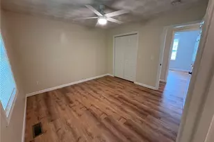 521 10th Ave, Woonsocket, RI 02895 - Photo 6
