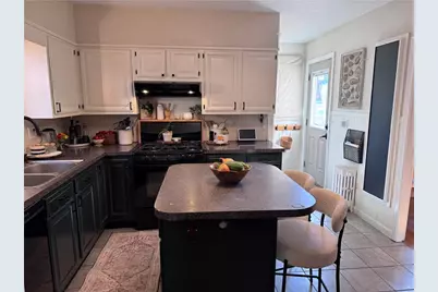 102 Hillard Avenue, Warwick, RI 02886 - Photo 22