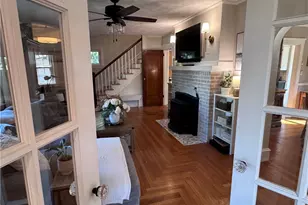 102 Hillard Ave, Warwick, RI 02886 - Photo 10