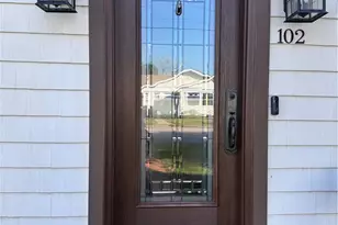 102 Hillard Ave, Warwick, RI 02886 - Photo 2