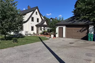 102 Hillard Ave, Warwick, RI 02886 - Photo 38