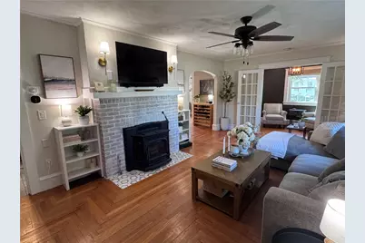 102 Hillard Avenue, Warwick, RI 02886 - Photo 4