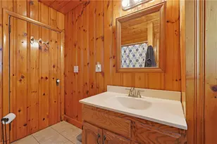 85 Hughes Ave, Pawtucket, RI 02861 - Photo 12