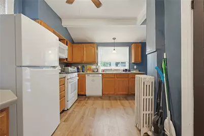85 Hughes Avenue, Pawtucket, RI 02861 - Photo 4